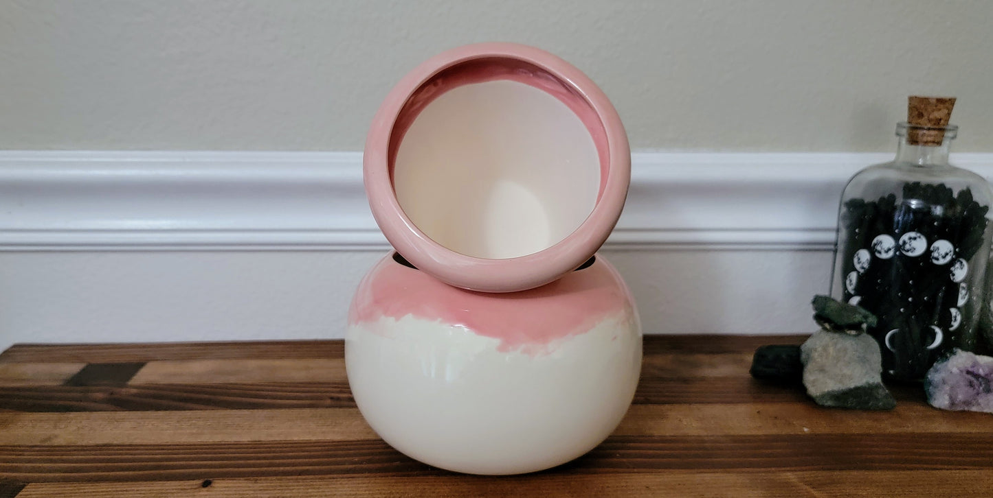 Medium Round Self Watering / African Violet Pot